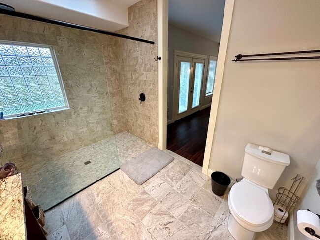 Building Photo - 4448 Castlerock Dr