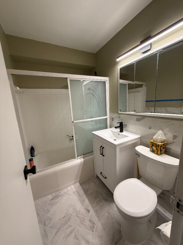 Building Photo - 3950 N Lake Shore Dr