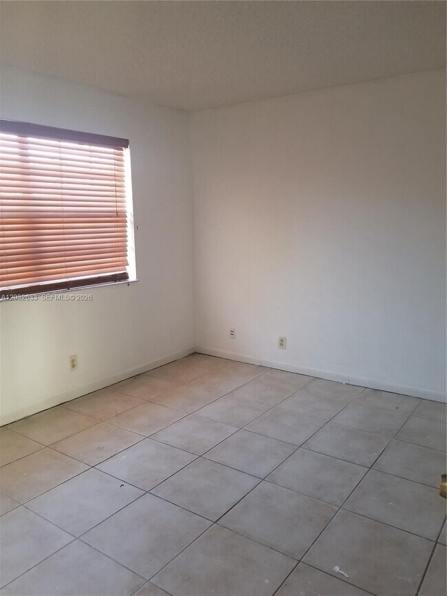 Building Photo - 11450 NW 43rd St