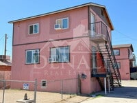 Building Photo - 1709 W Sherman St