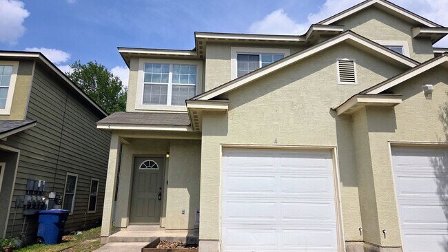 Building Photo - The Gardens at Summit Townhome: 3 Bedroom * 1-car Garage * WD Connections