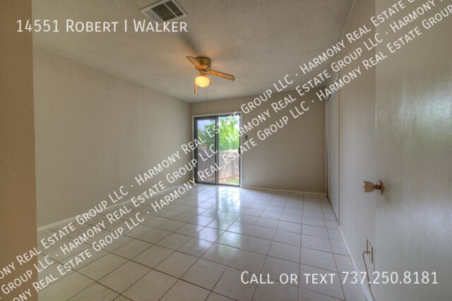 Building Photo - 14551 Robert I Walker Blvd