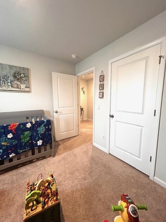 Building Photo - Spacious 5BR/3BA Home in Ladson, SC - Moth...