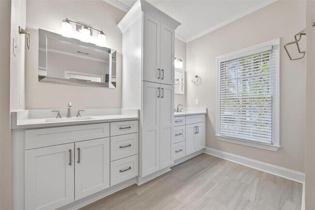 Building Photo - 4115 Montvale Xing