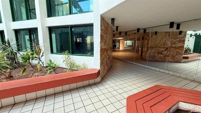 Building Photo - 11780 SW 18th St