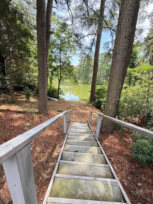Building Photo - 142 Riverview Plantation Dr