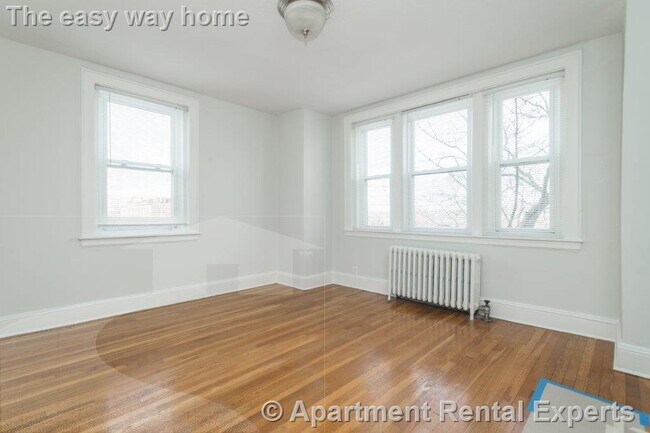 Building Photo - 138 Highland Ave