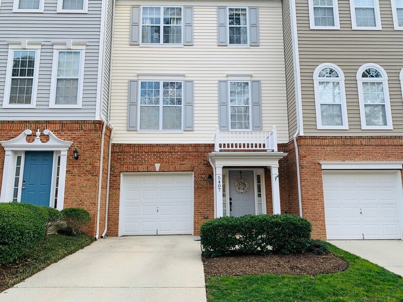 Building Photo - 5407 Shaded Villa Ct