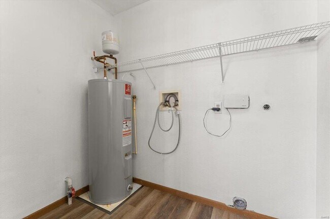 Building Photo - 134 Clinton Hill Dr