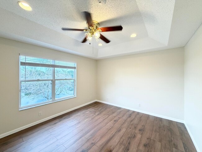 Building Photo - 10395 Little Mustang Way