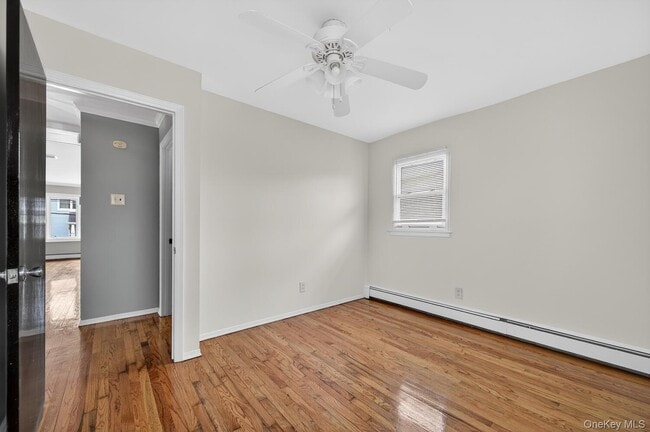 Building Photo - 9 Bay Beach Ave