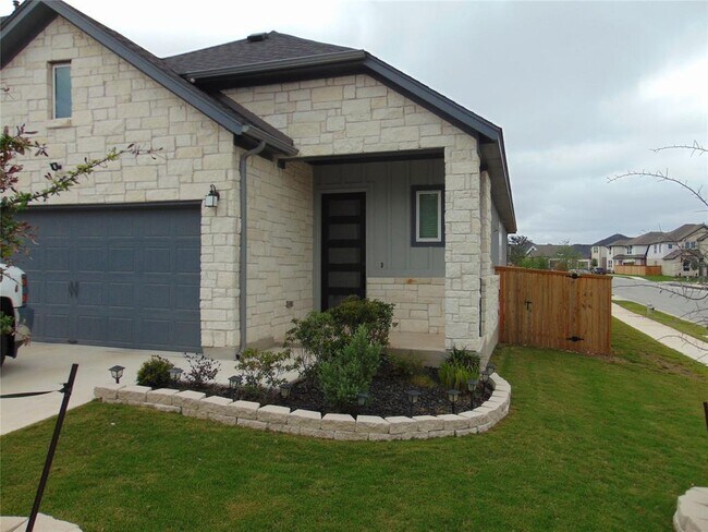 Building Photo - 468 Milkwood Ter