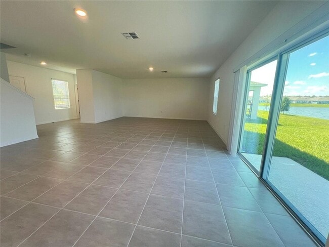 Building Photo - 4740 Cloister St