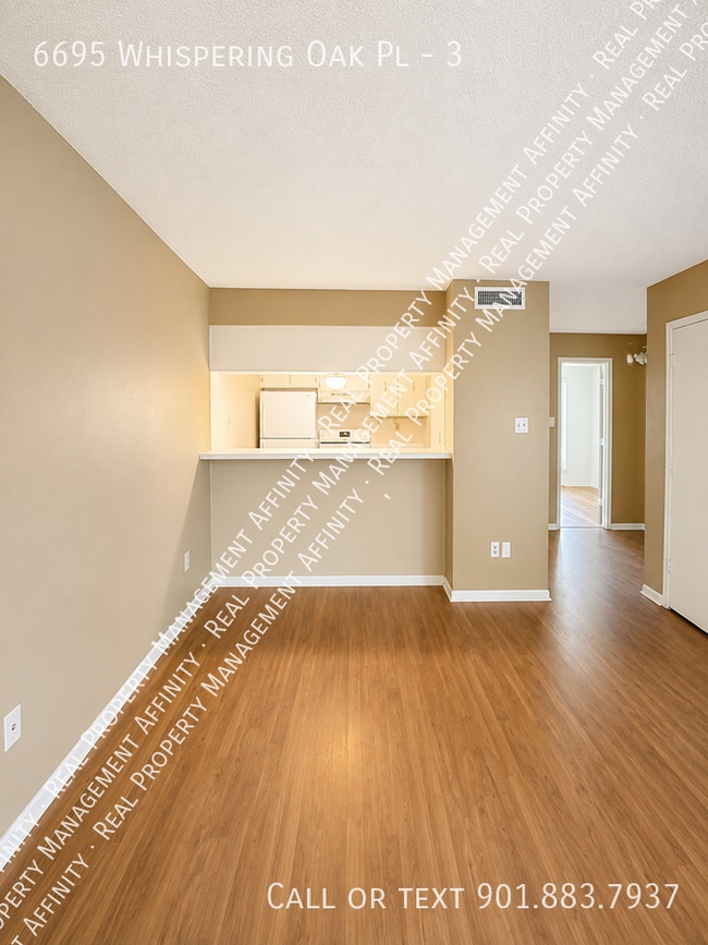 Building Photo - 6695 Whispering Oak Pl