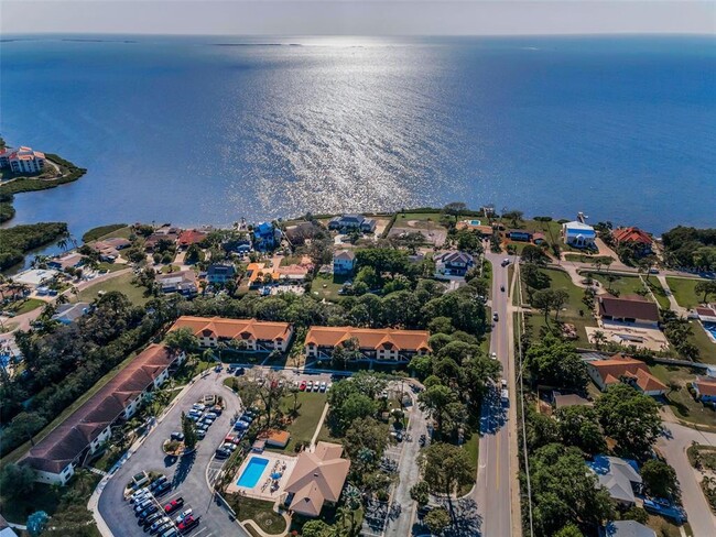 Building Photo - 1682 Seascape Cir