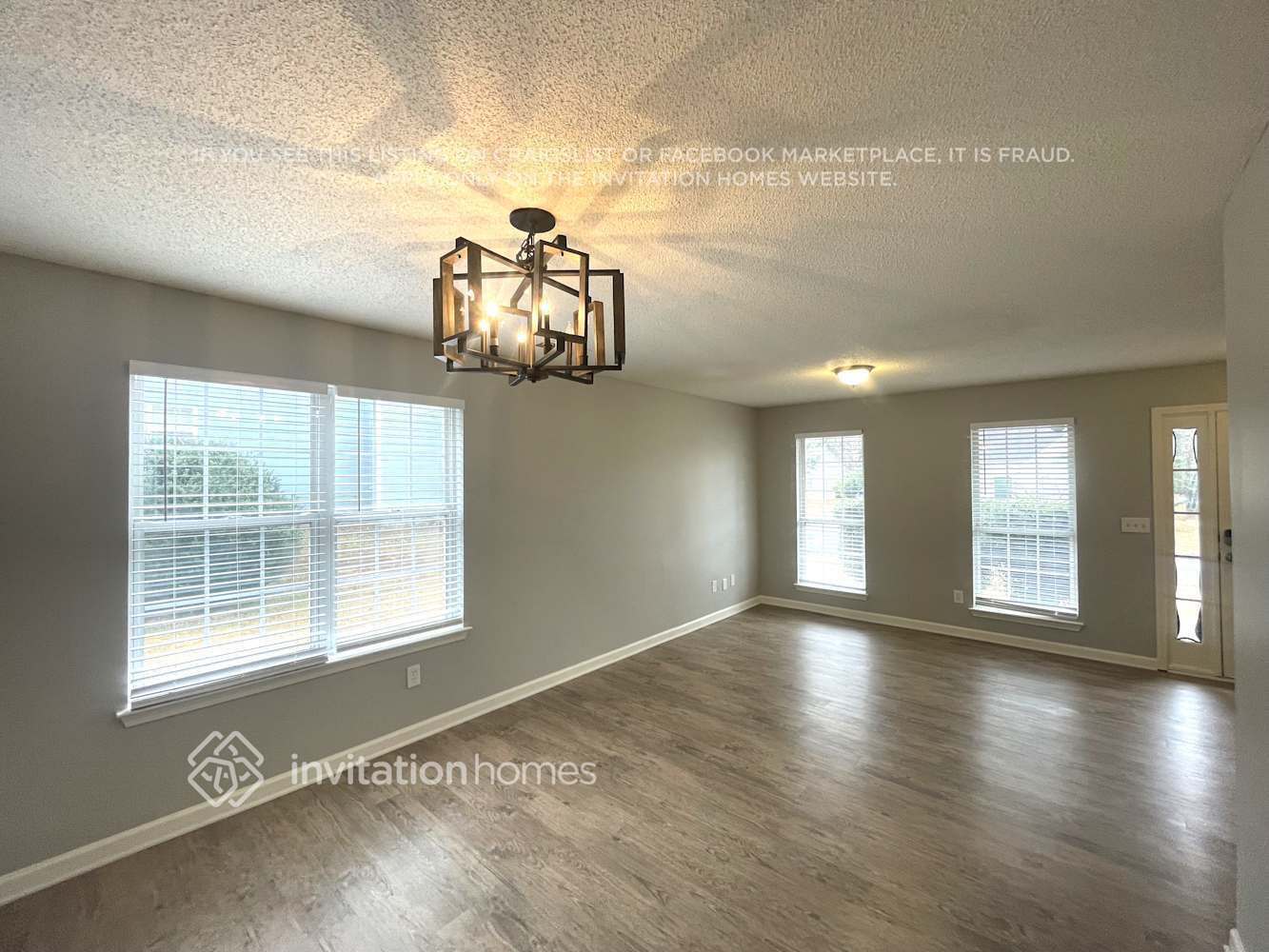 Building Photo - 4578 Grove Park Way NW