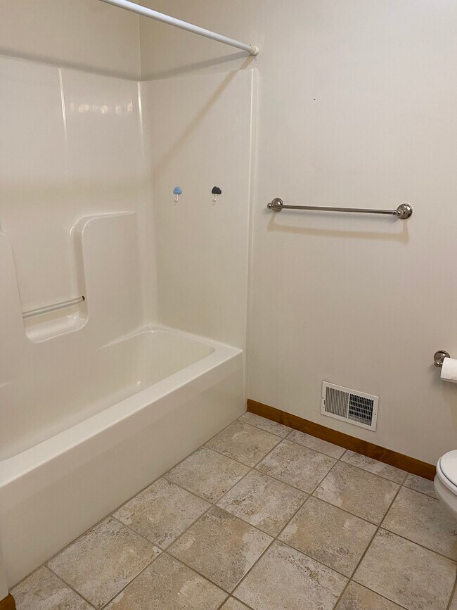 Building Photo - 3516 W Wackerly St