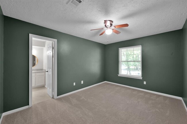 Building Photo - 2811 Crossvine Cir