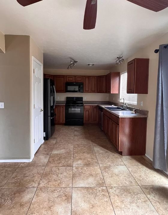 Building Photo - 2912 N Xochi Pilli Dr