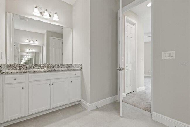 Building Photo - 5607 Limelight Dr