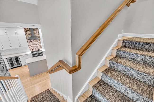 Building Photo - 1617 NE 2nd Ct