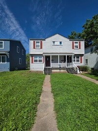 Building Photo - 2 Bed Duplex Near Downtown Liberty & William Jewell!