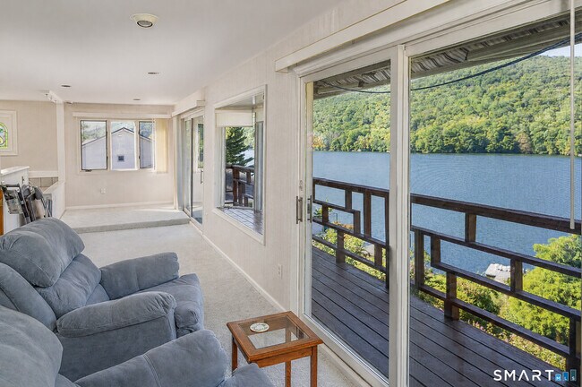 Building Photo - 339 CT-39