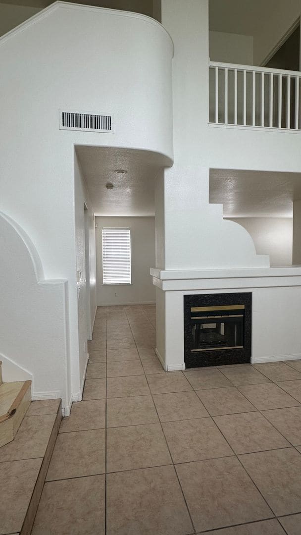 Building Photo - SUMMERLIN HOME WITH 5 BEDROOMS (INCLUDE SOME UTILITIES)