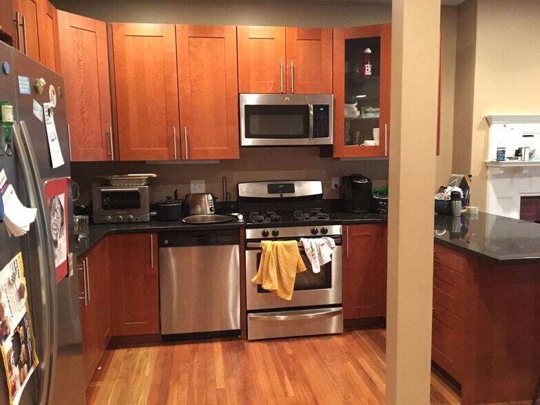 Primary Photo - 23 Saint Lukes Rd