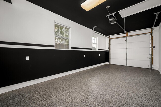 Building Photo - 1204 Lyric Ln