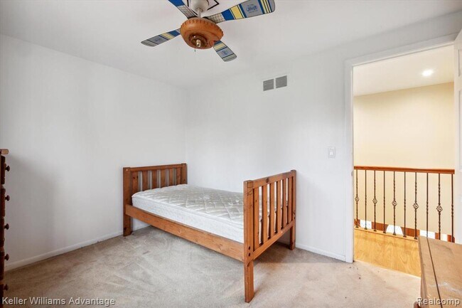 Building Photo - 19263 Sunset St