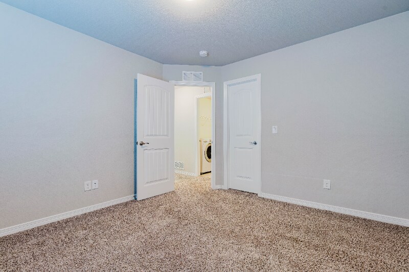 Building Photo - 10969 Rowley Dr