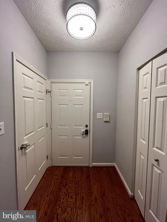 Building Photo - 2503 Amber Orchard Ct W