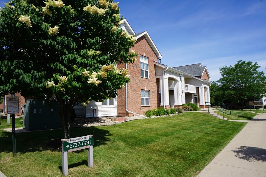 Primary Photo - Shadow Creek Apartments