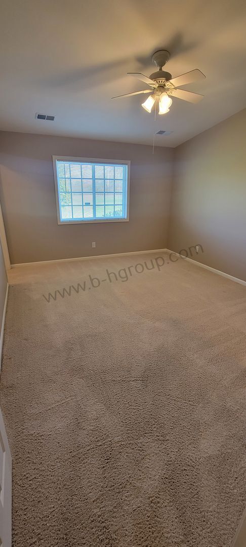 Building Photo - Sun Pointe Village Condo