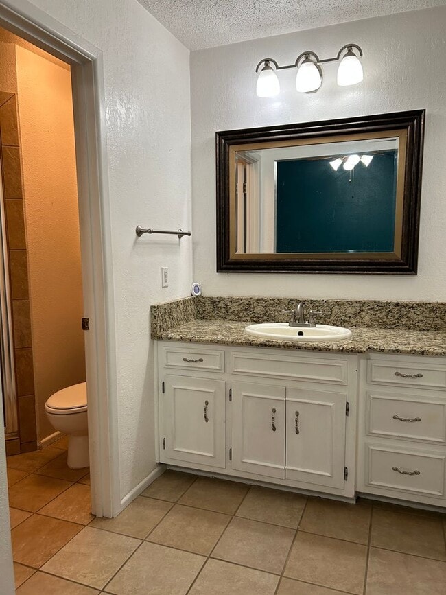 Building Photo - COMING SOON!  Home in University Gardens