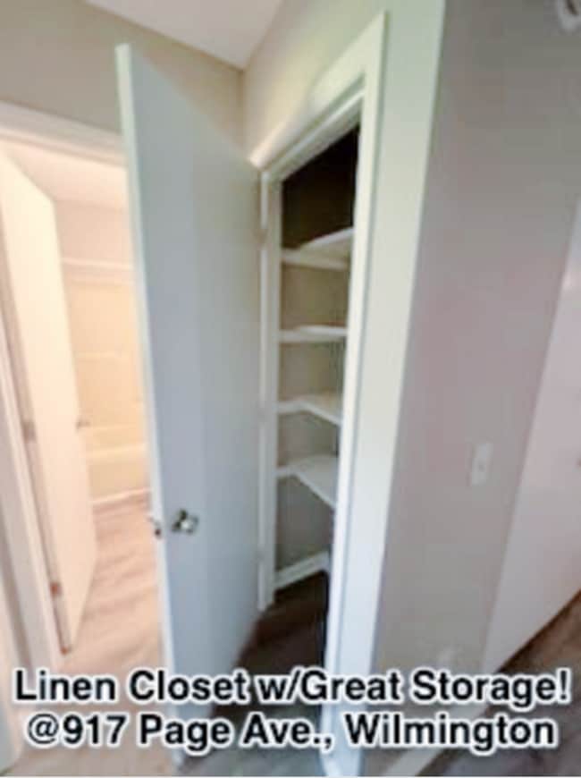 Building Photo - Sleek and Stylish Renovated 3 Bedroom, 2 full bath cottage home in Mid-town! Only $1750/mo.!!