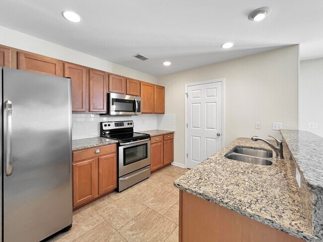 Building Photo - 4824 Willow Brook Ln