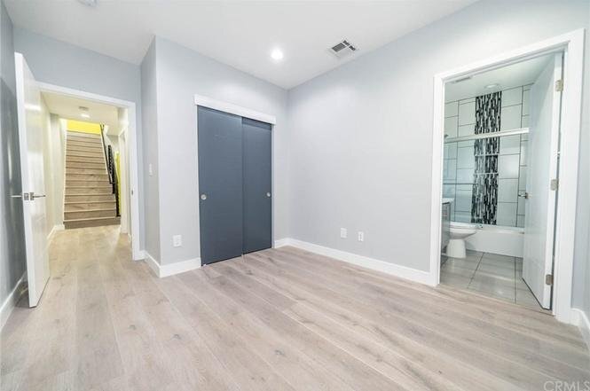 Building Photo - 4820 St Charles Pl