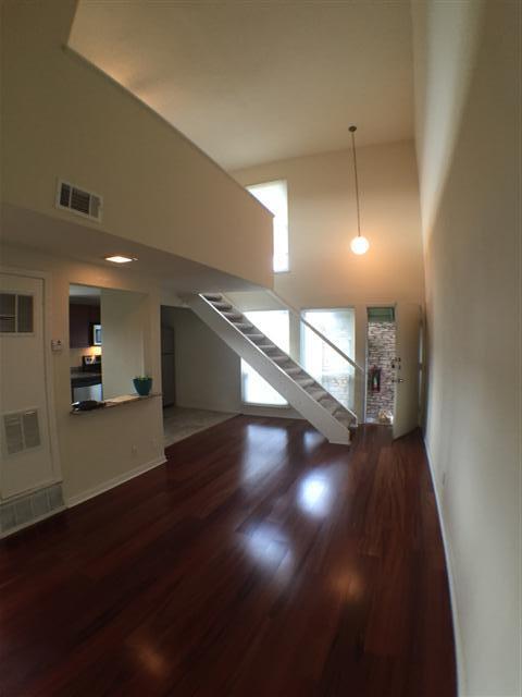 Building Photo - 2800 Cole St