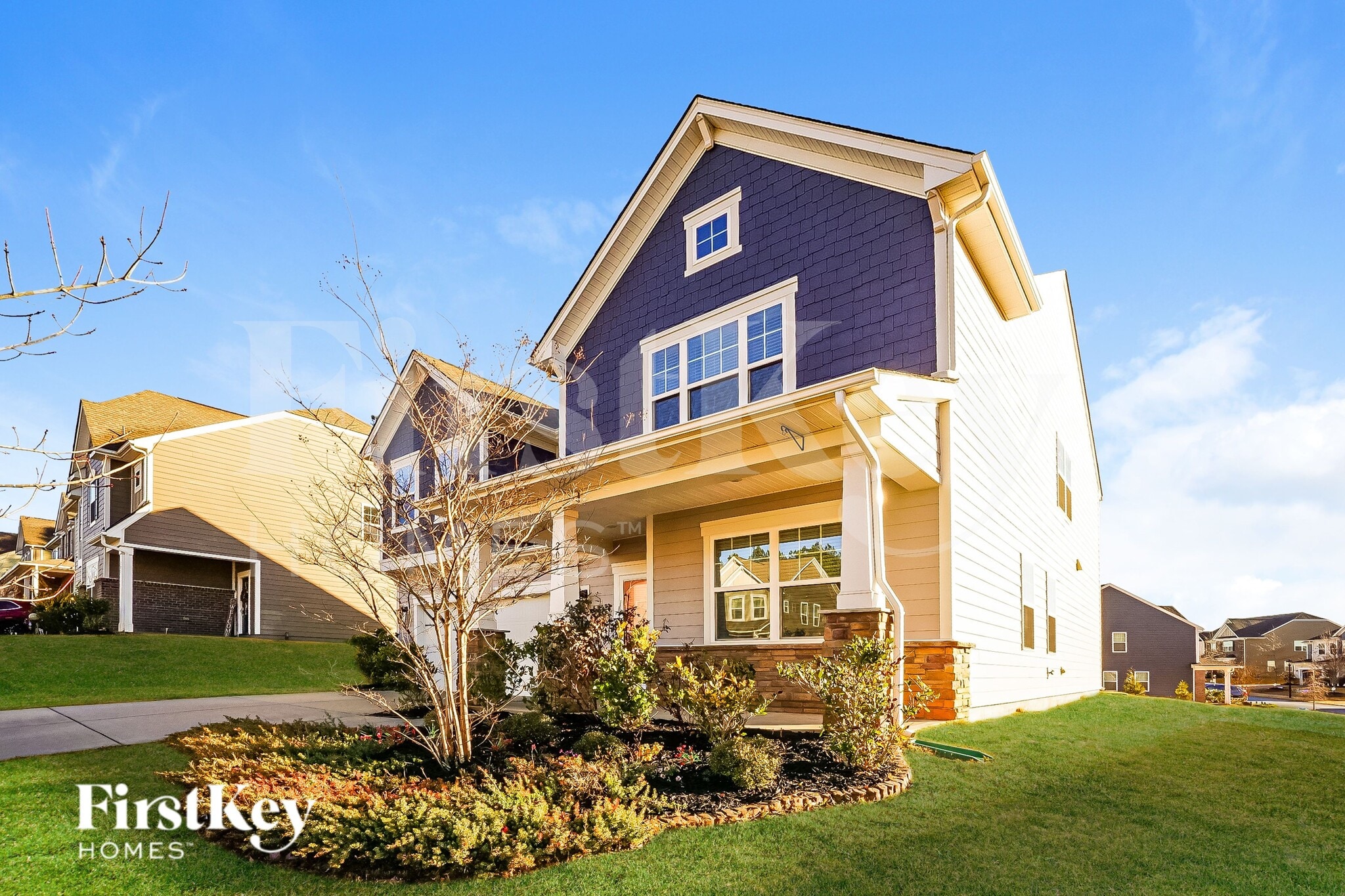 Building Photo - 205 Falls Cove Dr