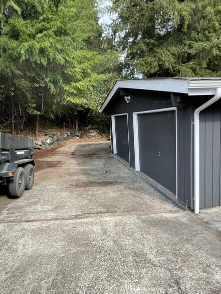 Building Photo - 10334 NE 189th St