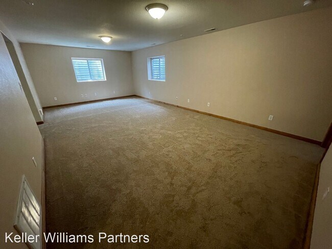 Building Photo - 5 br, 4 bath House - 960 Withington Dr