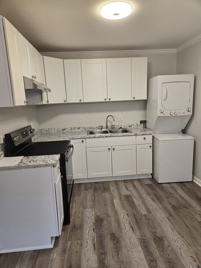 Building Photo - 1137 Madeline Ave