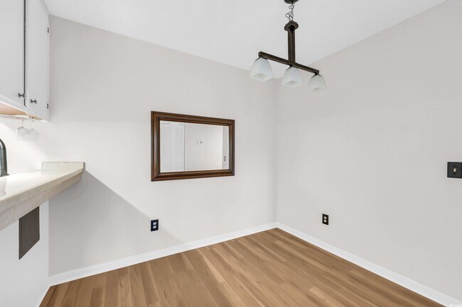 Building Photo - 435 Salt Marsh Cir
