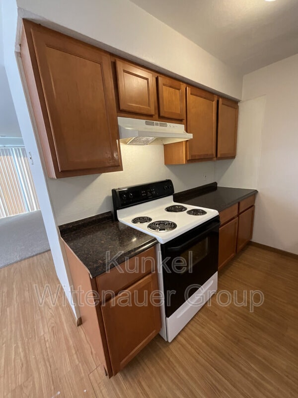 Building Photo - 1813 Jamestown Rd