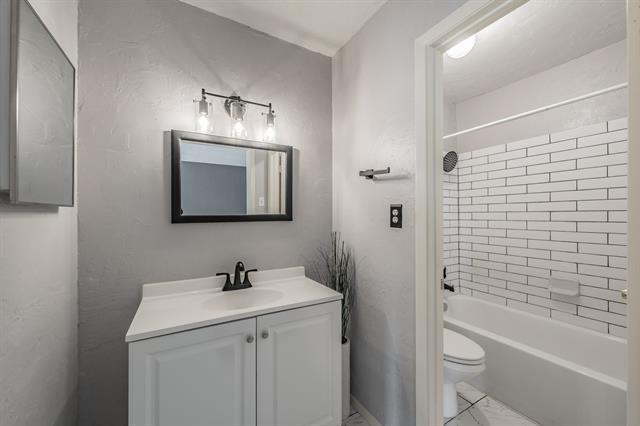 Building Photo - 6107 Spyglass Ln