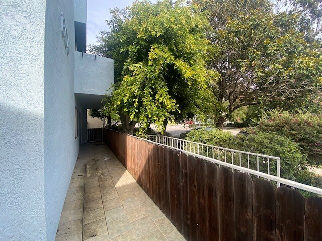 Building Photo - 1308 9th St