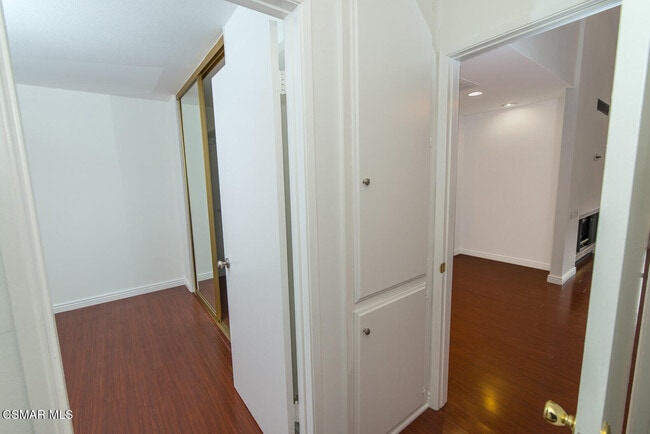 Building Photo - 31515 Lindero Canyon Rd