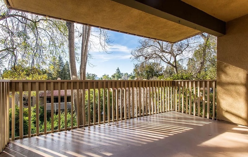 Building Photo - 801 Pinetree Cir